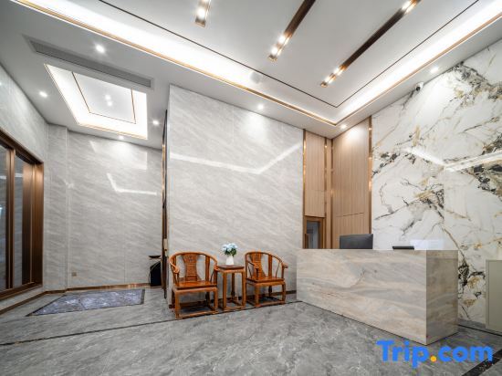 Zhirong Home Apartment  (Fuhua Road Dalang Plaza) — фото 2