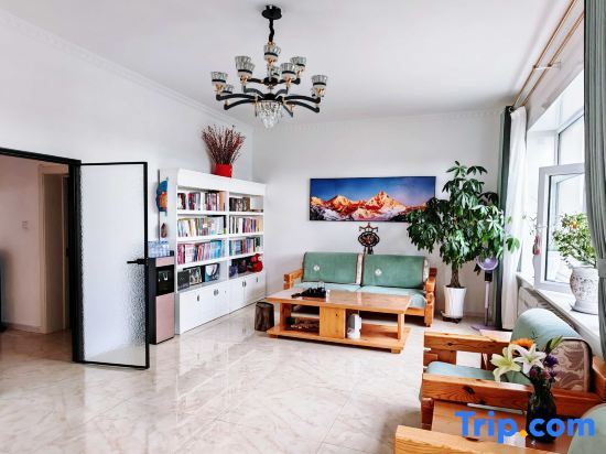 Хулун-Буир: Catherine Villa, Erguna Baikal