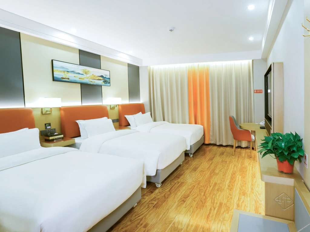 Цзинин: Home Inn Huaxuan Collection Hotel (Jining High-tech Zone Keyuan Road Branch)