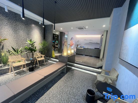 Шаньтоу: Zhijiao Wenhui Su (Shantou Pumei Flagship Store)