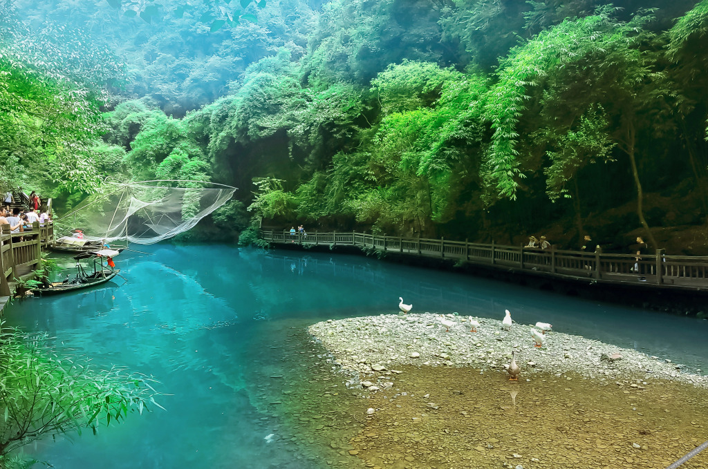 Ичан: Yichang Langshan And Su