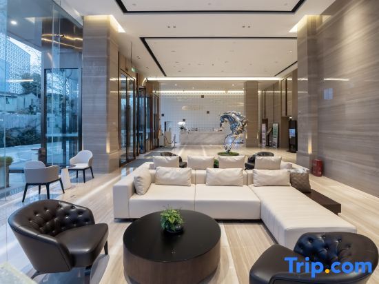 Чэнду: Bolinghui Hotel (Chengdu Panda Base West Gate Subway Station Store)