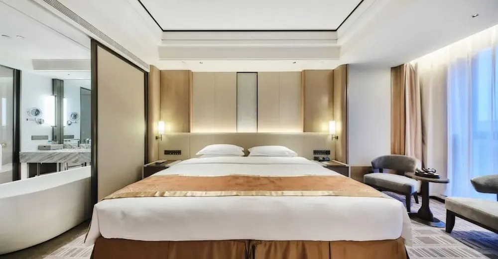 Синьсян: Ladisson Hotel Xinxiang Conference Center