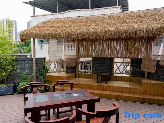 Хойчжоу: Apricot House House (Chenjiang Tianyicheng Store)