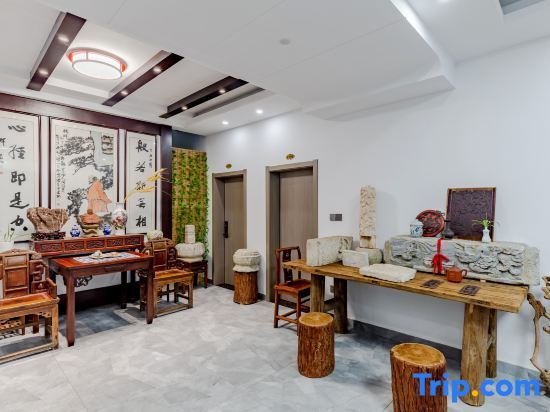 Хуаншань: Taotanyuan Homestay (Taohuatan Scenic Area Branch)