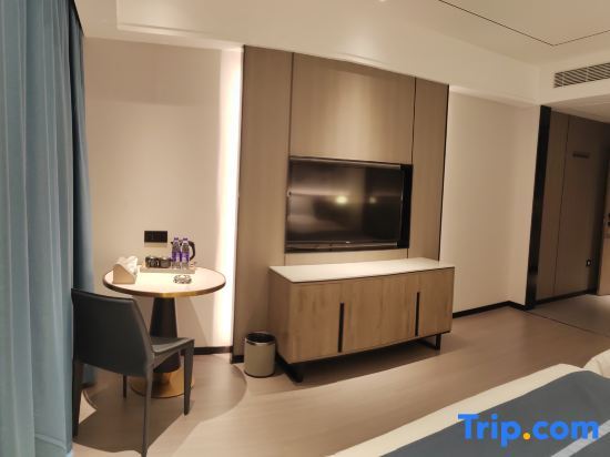 Баданьцзилинь: Duolan Premium Hotel