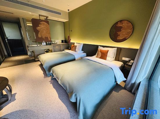 Баоцзи: Taibai Mountain Tangzhen Shitang Huasong Hot Spring Resort Hotel
