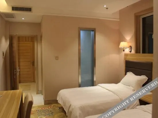 Нантайкун: Qicai Danxia Wenzheng Holiday Hotel