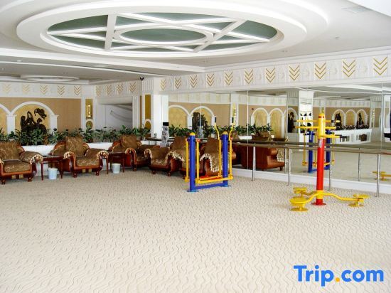 Синьсян: Xinxiang Jinghua Tropical Mineral Spring Health Garden