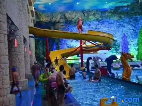 Синьсян: Xinxiang Jinghua Tropical Mineral Spring Health Garden
