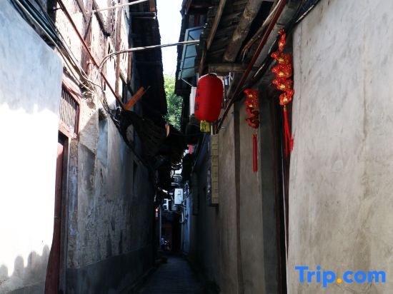 Be there or leave homestay in Yuzhong (Cableway Fengshui Observation Deck) — фото 5