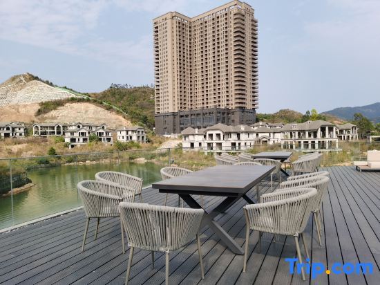 Цзиньюань: The Fogang Tolanno Hot-Spring Resort