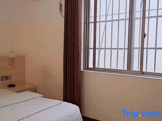Байсе: Sheraton Debao Jin Convenience Hotel