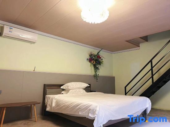 Чжаоцин: Jian · Comfort Travel Secret Designer Hot Spring Courtyard Resort Villa Meisu ( Qingyuan Branch )