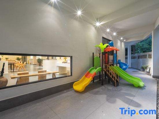 Яань: Bifengxia Lanshan Designer Homestay