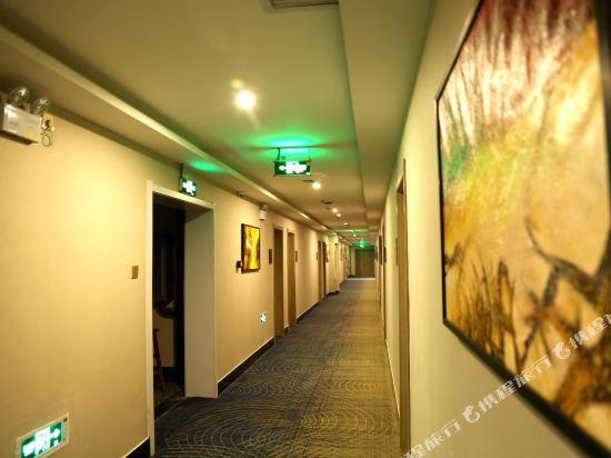 Синьсян: Meiyijia hotel(Huixian Taihang Avenue Store)