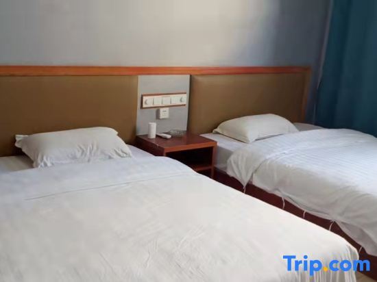 Юнчжоу: Fuyang Julong Hotel