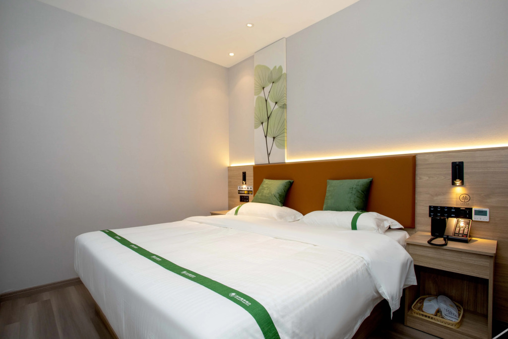 GreenTree Inn Express Hotel (Shanghai Aerospace City Xindu Road) — фото 4