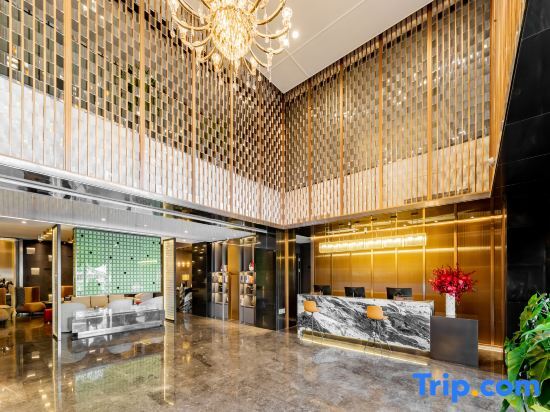Байан-Нур: Ramada Bayonne Hotel