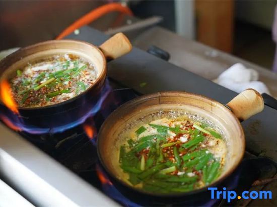 Chuxiong: Chuxiong Fanyin Xishe (Yiren Ancient Town Scenic Area Store)