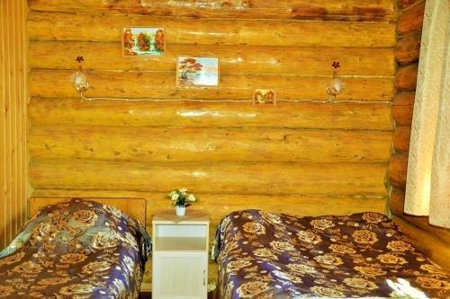 Рускеала: Hutor"Mramornaja gora".