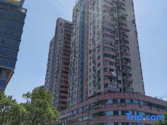 Шанхай: Roomix Hostel (Shanghai Jing'an Temple)
