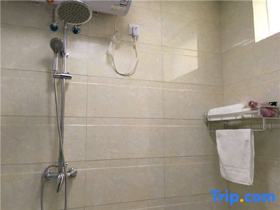 Синьсян: wenyuan Hotel