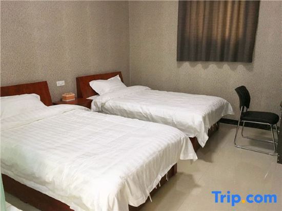 Синьсян: wenyuan Hotel