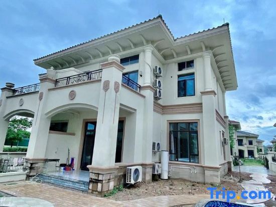 Цзиньюань: Qingyuan Hengda Gulong huangteng hot spring villa