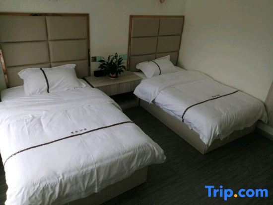 Цзуньи: Fenggang Xinhe Apartment