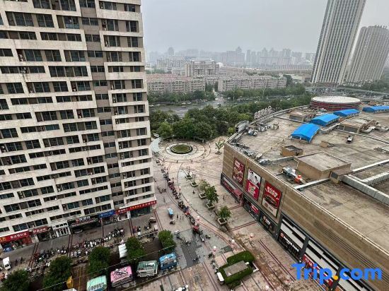 Синьсян: Yiyuan Mengya Apartment (Xinxiang University Town Baolong Plaza Branch)