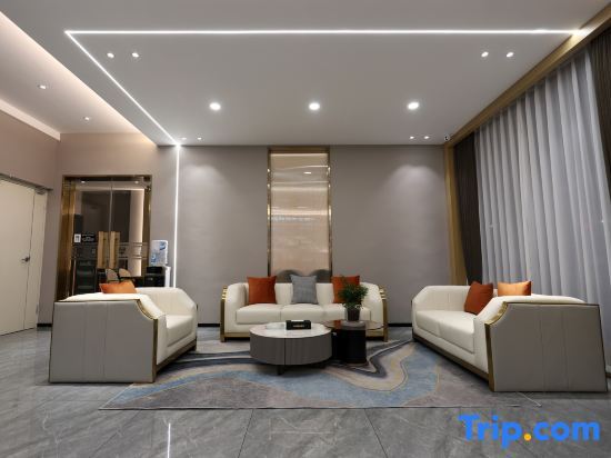 Луань: Huoqiu Linyi Select Hotel