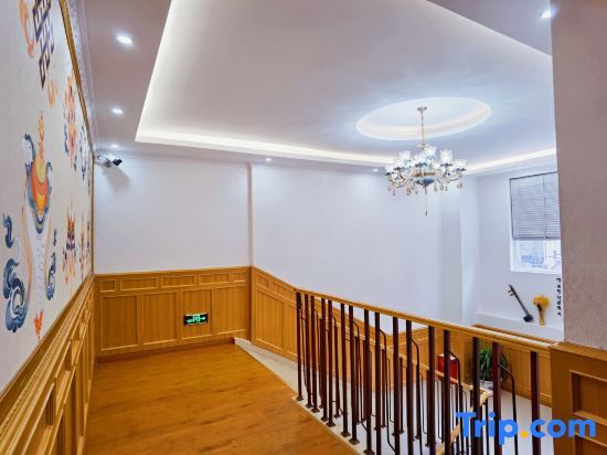 Хэкоу: Yajiang Yangga Impression Hotel
