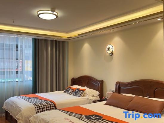 Ибинь: Gaoxian Junyuan Business Hotel