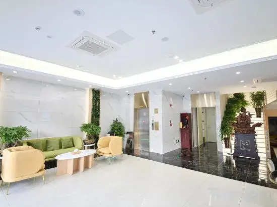 Луань: Vienna 3 Best Hotel（huoqiu antianhuafu）