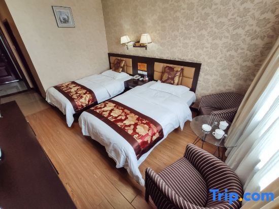 Лоян: xiinan huamei inn