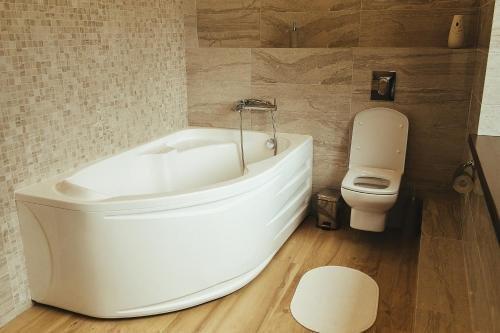 Салми: River House