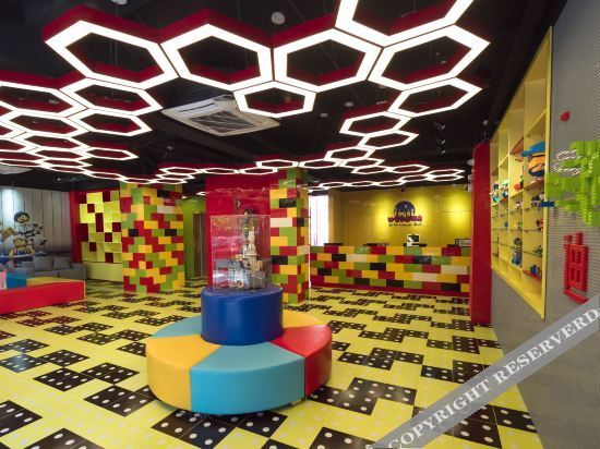 Шанхай: Diburg Kingdom Hotel Shanghai