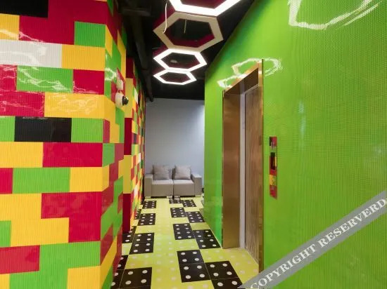 Шанхай: Diburg Kingdom Hotel Shanghai