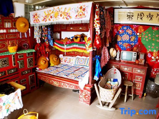 Цюаньчжоу: Hui'an Red Brick Zai Homestay