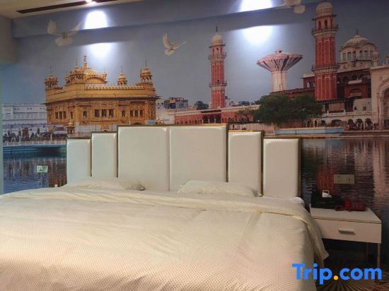 Маоминг: Yuefeng Hotel (Maoming Dianbai West Lake Park)