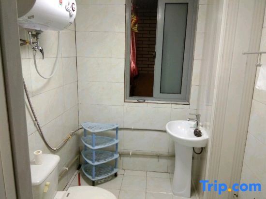 Шанхай: Special Xiaozhan Rizu Apartment (Shanghai Fengzhuang Shop)