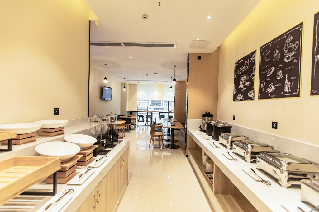 Шаогуань: City Easy Hotel (Wengyuan Wengjiang New Town Store)