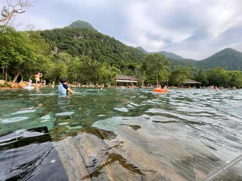 Шаогуань: City Easy Hotel (Wengyuan Wengjiang New Town Store)