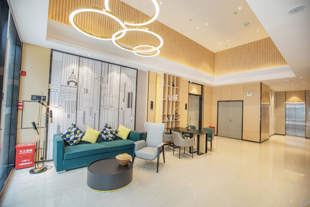 Шаогуань: City Easy Hotel (Wengyuan Wengjiang New Town Store)