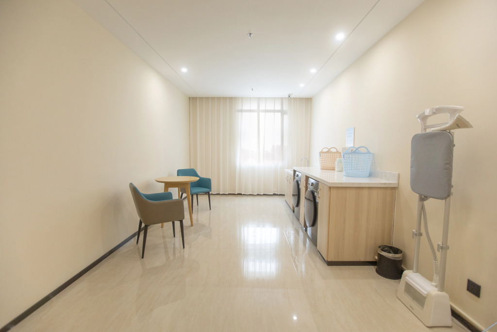 Шаогуань: City Easy Hotel (Wengyuan Wengjiang New Town Store)