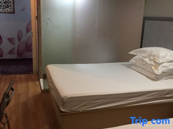 Шанхай: Shanghai Kunlong Fashion Hotel (Songjiang Xiaokunshan Branch)