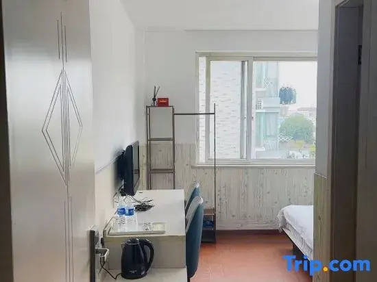 Шанхай: Yuhang Holiday Inn