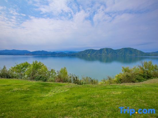 Хуаншань: Banxia Meishu, Taiping Lake