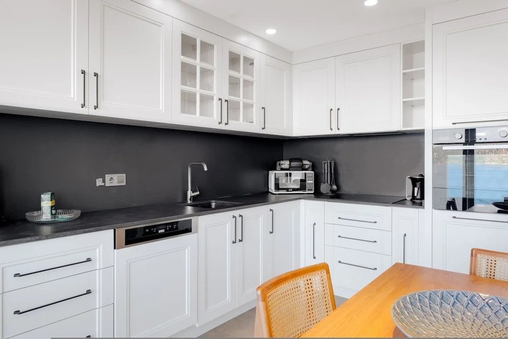Коюнбаба: Luxury Waterfront House 9 min to Yalikavak Marina